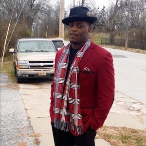 Meet your Posher, Dion